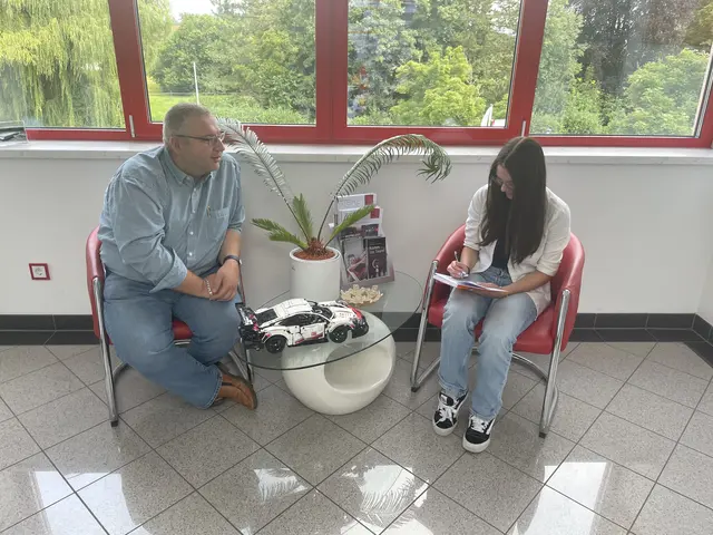 Christian Zöpfl und Teresa Winkler beim Interview. | Foto: Promotech