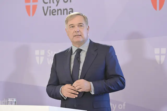 WKW-Präsident Walter Ruck sieht keine Grundlage für die Erhöhung der Ortstaxe. Einerseits wäre sie ohnehin für das Budget des "Wien Tourismus", andererseits würde sie mit den Zimmerpreisen automatisch mitsteigen. | Foto: C.Jobst/PID