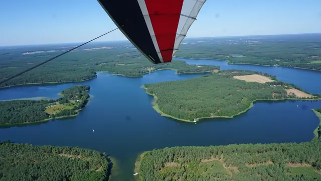 Der Blick von oben lohnt sich: Taferner und Klug flogen von Mariazell bis nach Polen. | Foto: Taferner/Klug