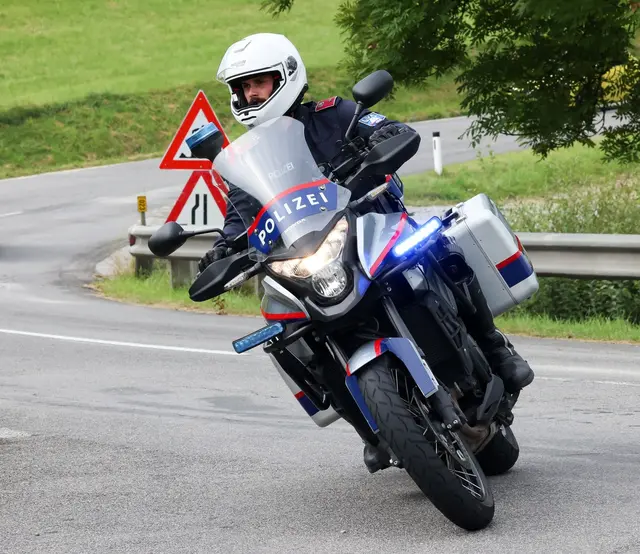 Dem Polizisten war der Raser aus Wels-Land schon bekannt. | Foto: FOTOKERSCHI.AT/Hannes Draxler