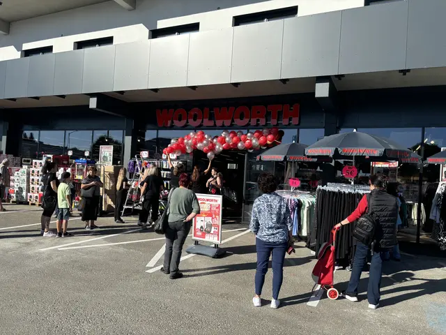 Großer Andrang bei der Woolworth-Eröffnung. | Foto: MeinBezirk/Stefan Verderber