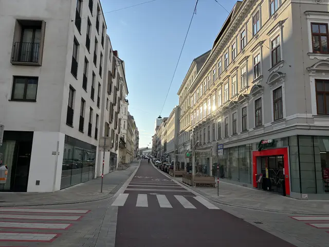 Die Argentinierstraße zieht sich vom Karlsplatz bis zum Wiedner Gürtel durch den Bezirk. | Foto: Nathanael Peterlini/MeinBezirk