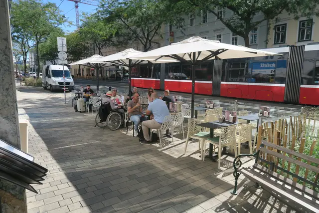 So sieht der "abgespeckte" Schanigarten seit heuer aus.  | Foto: Patricia Hillinger/MeinBezirk