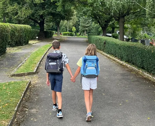 Der sichere Schulweg führt die Kids des VS Mondweg ab September durch den Friedhof Hütteldorf.  | Foto: Armin Blind