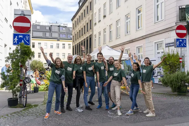 Das Team von "Mei Meidling": Aus der Initiative ist die Bürgerbeteiligung an der Umgestaltung des Bereichs von der Reschgasse zur Mandlgasse entstanden.  | Foto: Moritz Mayer/Mei Meidling