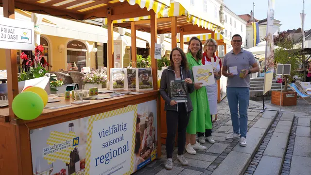 Geschäftsführerin von Urlaub am Bauernhof Sarah Aichinger, So schmeckt NÖ-Leiterin Elisabeth Harreither, Seminarbäuerin Katharina Pfaffeneder und Bürgermeister von Melk Patrick Strobl (ÖVP). | Foto: NLK Burchhart