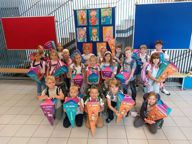 Auch die Erstklässler der Volksschule Gedersdorf freuten sich über die Sparefroh-Schultüten und einen erfolgreichen Schulstart.  | Foto: Kremser Bank