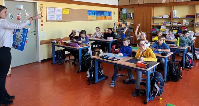 Finanzbildung im Klassenzimmer: Die Waldviertler Sparkasse vermittelt Geldwissen direkt vor Ort. | Foto: Waldviertler Sparkasse Bank AG