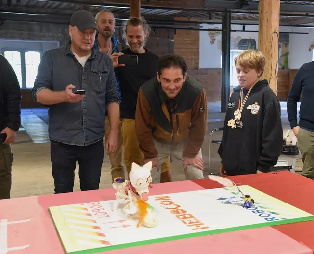 Tammo Claassen und Rüdiger Wassibauer wickeln den abschließenden „Danceocon“ und „Hebocon“ ab. | Foto: krisch