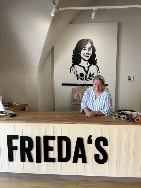 Ines Elisabeth Lessiak hat "Frieda's" eröffnet. | Foto: MeinBezirk