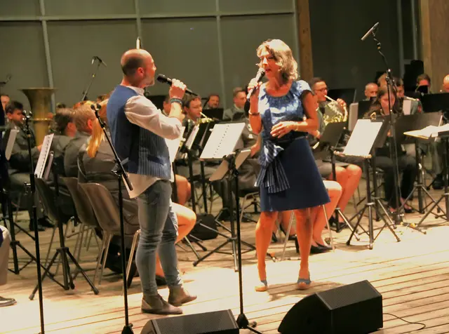 Reini Bieber und Kristina "Kiki" Buconjic waren die "Special Guests" und beeindruckten das Publikum mit "Do bin I dahoam" und der Zugabe "Lass mi bei dir sein". 