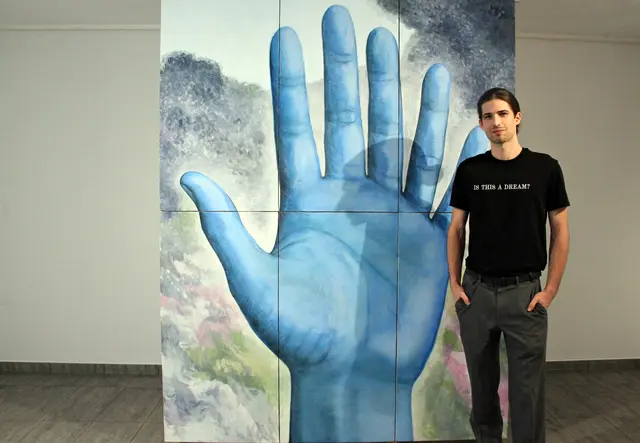 Christopher Friess interpretiert alte Techniken und Inhalte rund um das Realitätserlebnis von Träumen.