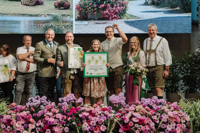 Jubel für St. Peter im Sulmtal: Die Gemeinde erhielt fünf Floras. | Foto: Phil Lihotzky