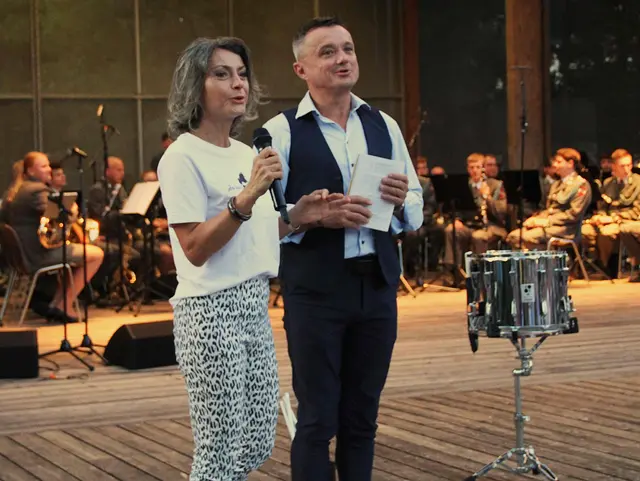Tourismuschef Richard Senninger mit Kristina Buconjic. | Foto: Peter Seper