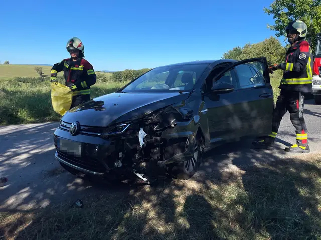 Fahrzeugbergung auf der Landesstraße 6140 in Wieselburg-Land | Foto: Doku NÖ