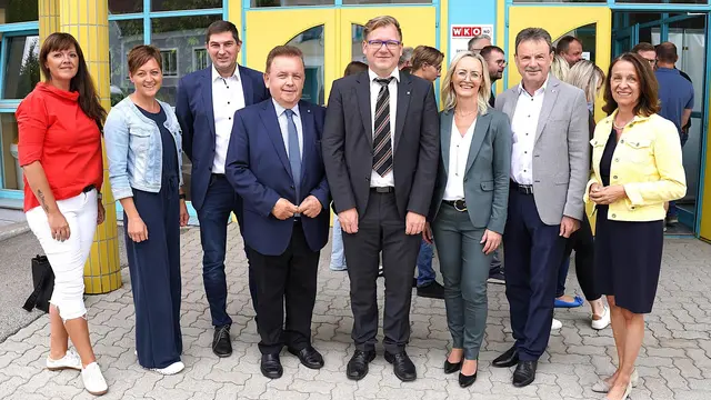 Die Ehrengäste beim Betriebetag von Poly und Wirtschaft. | Foto: Franz Fichtinger