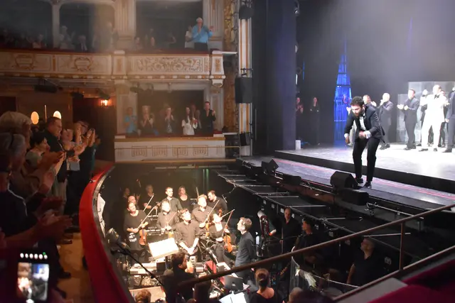 Stellungnahme von Andreas Gergen, Künstlerischer Leiter der Bühne Baden, zur geplanten Auflösung des Orchesters der Bühne Baden.
Hier das Orchester der Bühne Baden bei der Premiere von Chess. | Foto: Preineder