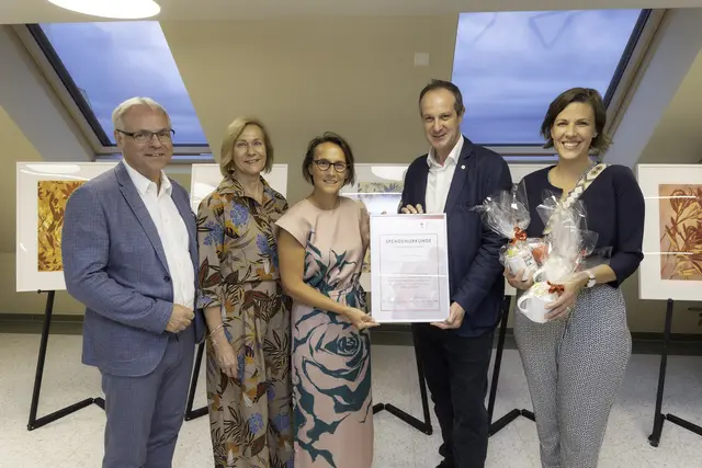 „Wir sind überzeugt, dass ein ‚Healing Environment‘ wesentlich zur Genesung beiträgt", so Christiane Windsprenger, Geschäftsführerin der Privatklinik Döbling (Mitte). | Foto: Richard Tanzer