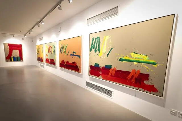 Die Kunstwerke von Markus Prachensky sind bis 2. November im Museum St. Peter an der Sperr ausgestellt. | Foto: Stadt Wiener Neustadt/Weller