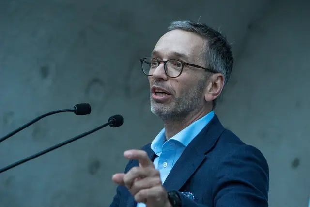 Herbert Kickl erreicht trotz Negativsaldo den größten Vertrauenszuwachs seit April. | Foto: FPÖ