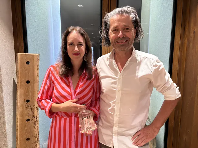 Aijst Gin Duo Wolfgang Thoman mit Partnerin durften nicht fehlen.  | Foto: B.Gady