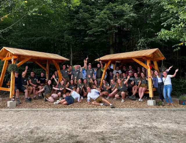 Mit vereinter Kraft etwas für die Gemeinschaft schaffen: Das ist der Gedanke des Projektmarathons der Landjugend. | Foto: Landjugend Hofstetten-Grünau