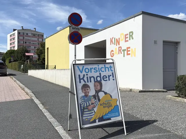 Die Schutzengelaktion, die Verkehrsteilnehmer zur besonderen Rücksichtnahme auffordert. | Foto: Herbert Gschweidl