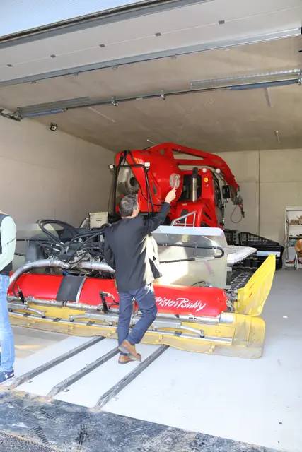 Die Segnung nahm Pfarrer Wojciech Galda vor.  | Foto: Elisabeth Zangerl