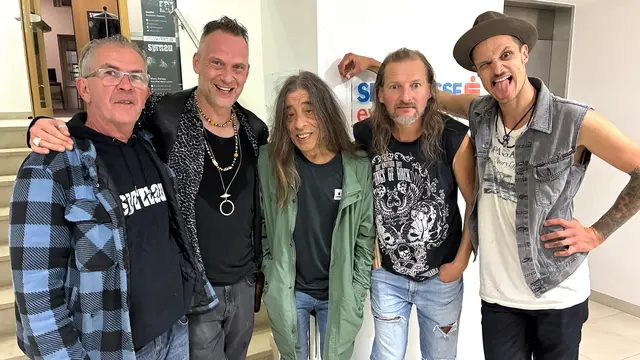 Syrnauerei: Peter Cerny vom Kulturverein Syrnau, Peter Dürr, Harri Stojka, Sigi Meier und Walter Hof (von links). | Foto: Franz Fichtinger