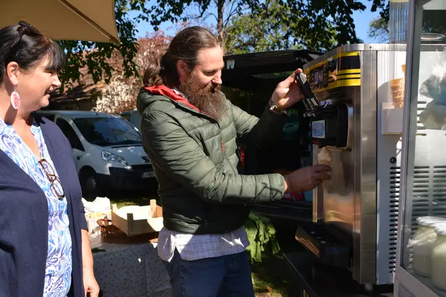 Hausgemachtes Eis begeisterte die Besucherinnen und Besucher. | Foto: Rosenberger