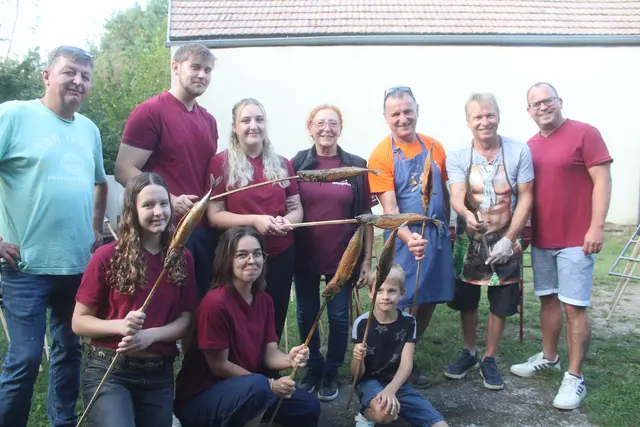 Fisch Ahoi: Das Steckerfischfest in Mittergrabern gabs heuer zum Vierten Mal. | Foto: arbes