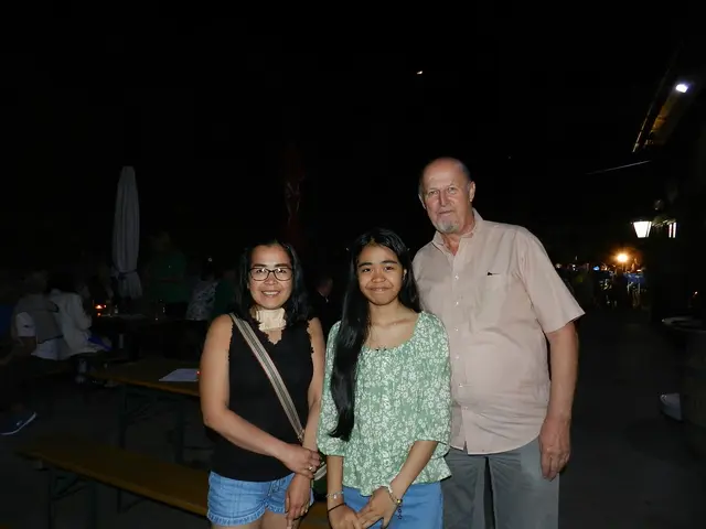 Ana Arcamo, Shoy Arcamo, Franz Zuser sind lieber im herst zu hause, oder fahren lieber auf Urlaub wo es wämer ist als bei uns | Foto: Heribert Punz