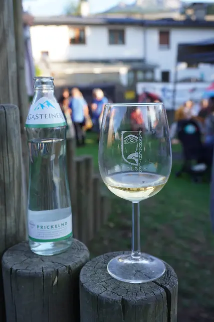 300 dieser Gläser mit dem Fasnachtslogo waren im Einsatz. 