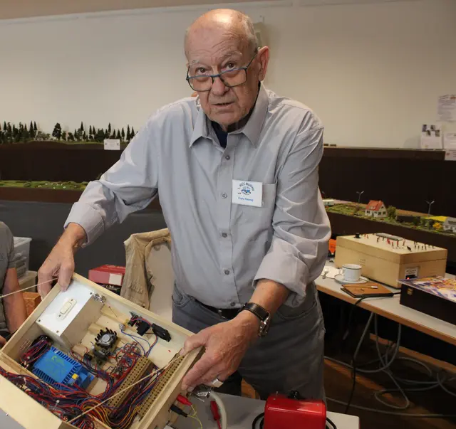 Werner Burg bastelt bereits seit 40 Jahren an Modulen für den MEC
