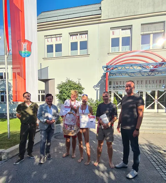 Vizestaatsmeister (v.l.n.r.): Jürgen OBERAUER, Herbert PFEFFER, Tobias ANGERER, Leonie ANGERER, Günter FAHRNBERGER, Admir MEHMEDOVIC | Foto: Volleyballverein Traismauer „Wild Tigers“