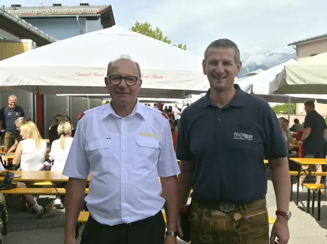 Kommandant Johannes Trojer und Stellvertreter Volker Hering organisierten das Fest