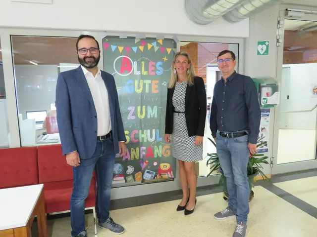 Bürgermeister Andreas Hueber, Direktorin Viktoria Eibl, Amtsleiter Andreas Jagschitz. | Foto: Gemeinde Felixdorf