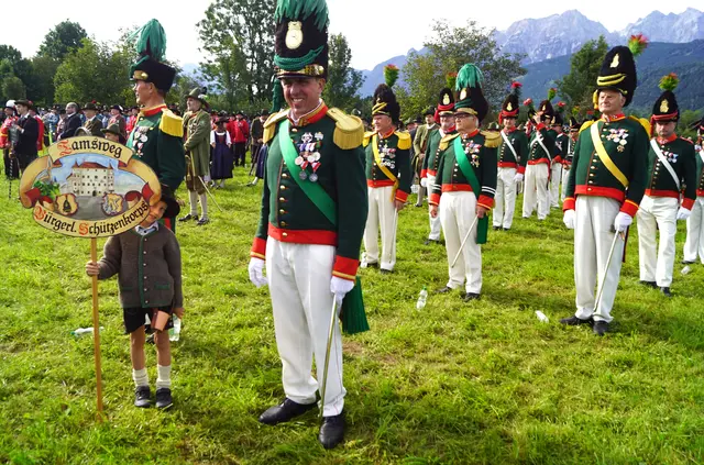 Das Bürgerliche Schützenkorps aus Tamsweg. | Foto: Josef Wind