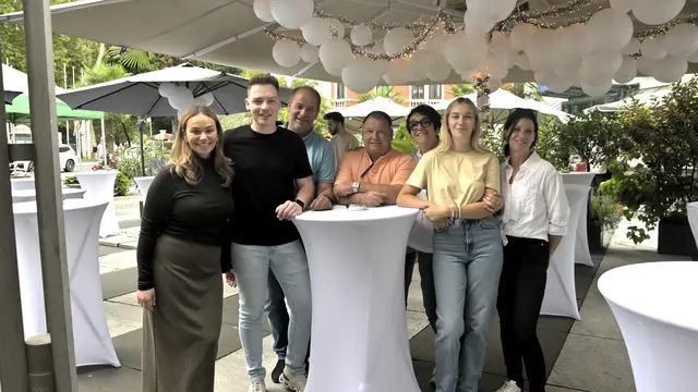 Familie Thaler mit der Stadtcafé-Crew | Foto: Thun