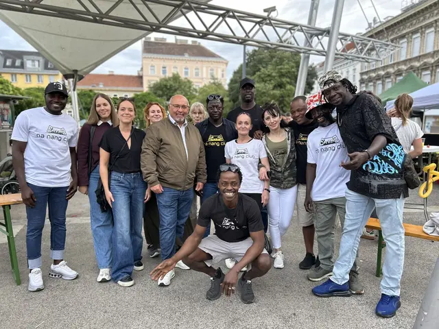 Der Nanang Club machte den Dornerplatz zum Ort der Begegnung.  | Foto: BV17