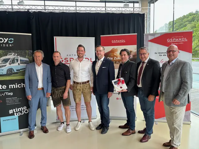 Jubiläumsfeier beim Gspandl (v. l.): Reinhold Gspandl, Markus Fuchs, Alexander Trigler, Helmut Linhart, Thomas Scholze, Johannes Schmid und Peter Sükar | Foto: Almer