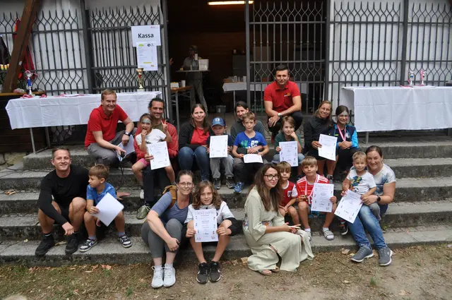 Jedes Kind erhielt eine Urkunde, die Sieger der Altersgruppen wurden mit Pokalen und Medaillen geehrt. | Foto: SPÖ Kirchdorf an der Krems
