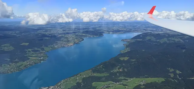 Der Attersee aus dem Selgelflieger | Foto: Leopold Felbermayr