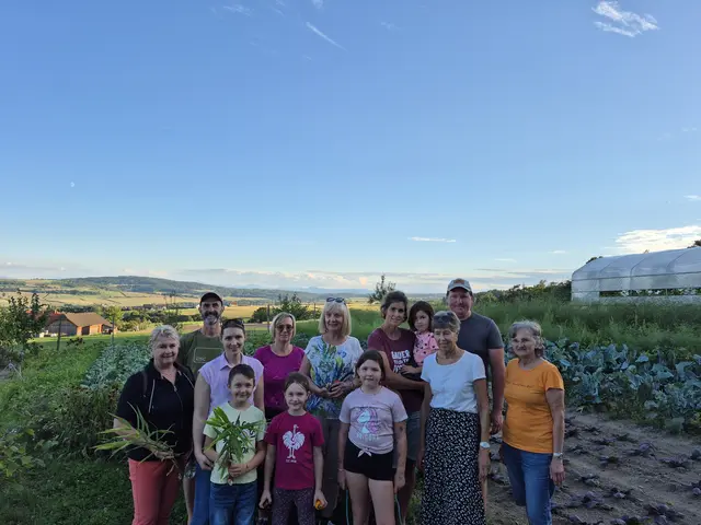  Maria Mandl-Petz, Bart Libaut, Arbeitskreisleiterin gfGR Birgit Hammerl, Fabian Hammerl, Roswitha Salzer, Jasmin Hammerl, Helga Iciren, Miriam Steidl, Kerstin mit Rebekka Steidl, Ingrid Berger, Christian Steidl, Adelheid Steidl | Foto: Gemeinde Wölbling