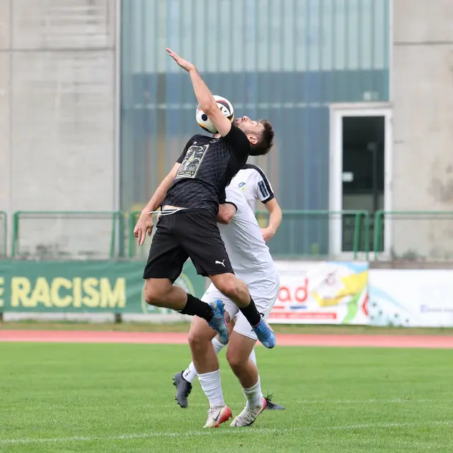 Vöcklabruck wartet noch auf den ersten Dreier. | Foto: Helmut Klein
