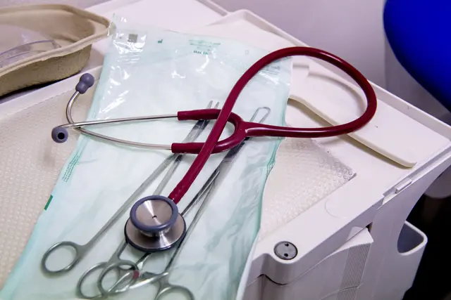 Die Zahl der Primärversorgungseinheiten (PVE) soll sich bis 2030 verdreifachen. Ein verstärkter Fokus soll auf die Versorgung am Land gelegt werden, auch die Patientensteuerung soll verbessert werden.  | Foto: Utrecht, Robin / Action Press / picturedesk.com