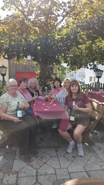 Das Team der Frauen in der OÖVP Engelhartszell mit ihrer Obfrau Bettina Berndorfer (1. v. r.) | Foto: ÖVP Frauen Engelhartszell