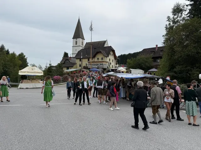 Das Wetter spielte mit, der Hirschegger Birnkirta ist ein Hotspot für den ganzen Bezirk. | Foto: Michaela Keusch