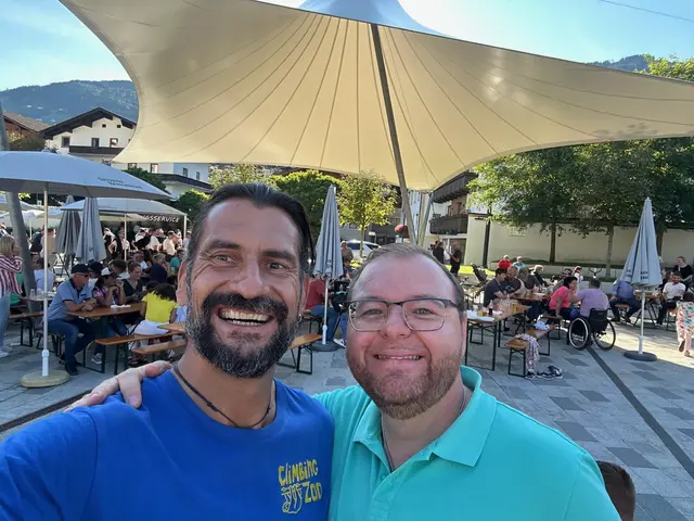 Hauser Gerhard mit Hauptsponsor Egger Stefan (Versicherungsagentur) | Foto: ClimbingZoo