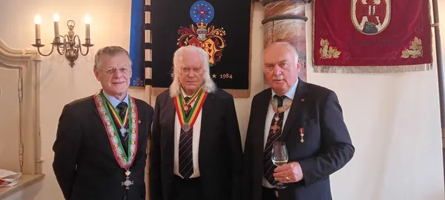 Die Weinritter Eduard Fikis, Josef Lehner und Alfred Tombor-Tintera (von links).
